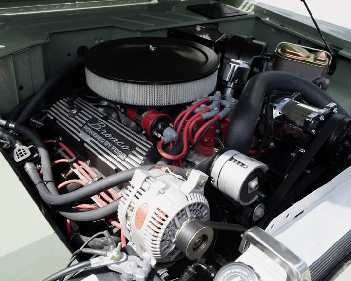 Ford 302 with Holley Sniper EFI in the 1967 Bronco