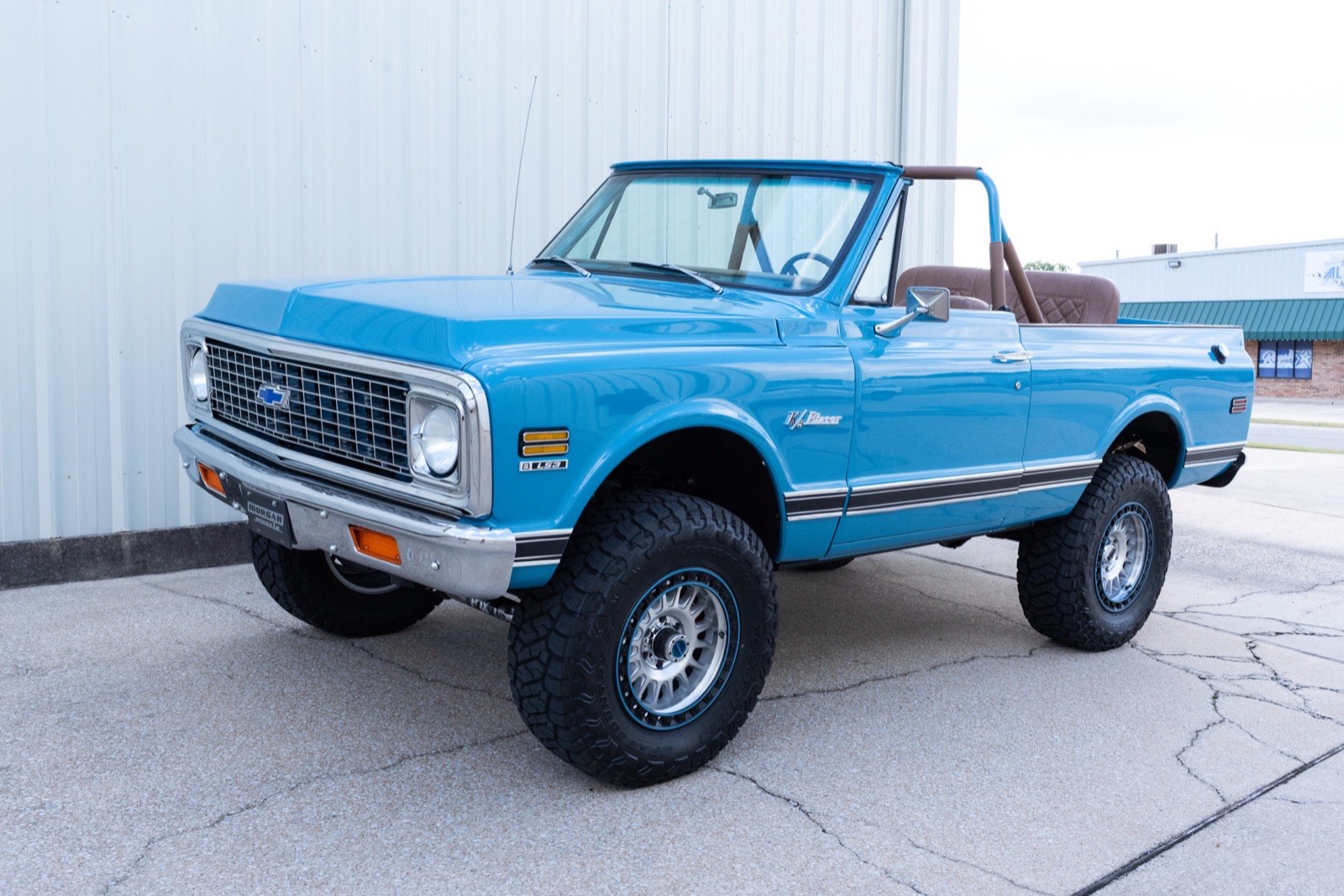 Front three-quarter view of the light blue 1972 K5 Blazer