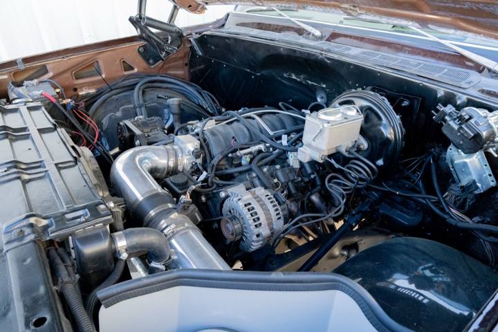 6.2-liter LS in the engine bay of the 1978 K10